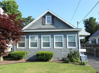 2037 Oaklawn Ave, Schenectady, NY 12306