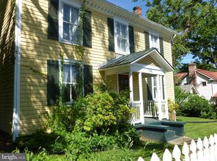 7160 Main St, Clifton, VA 20124