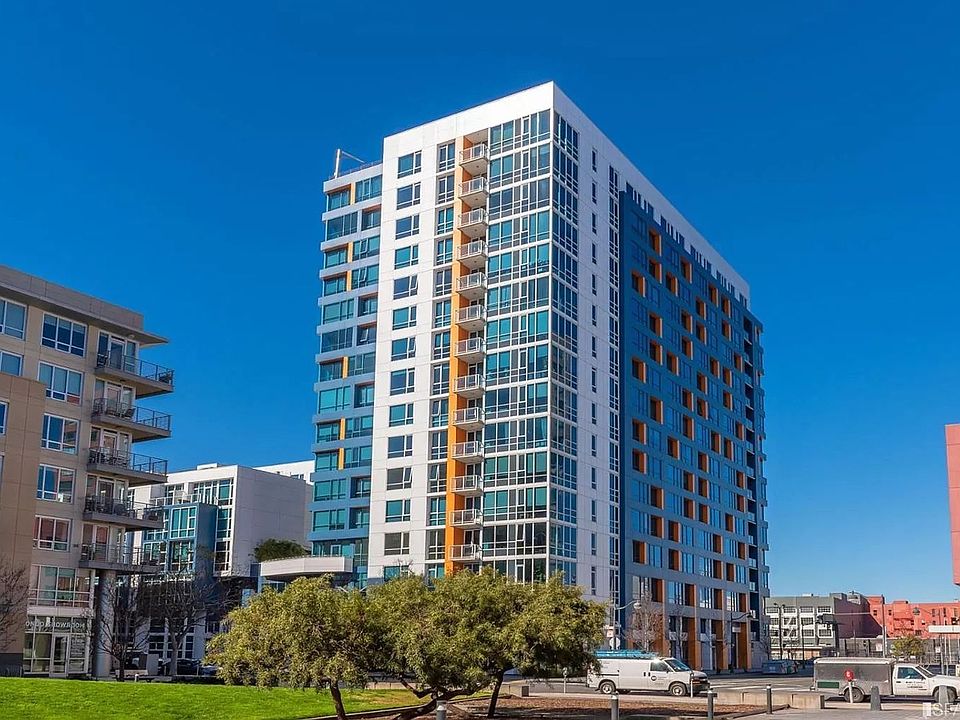 1st image of 300 Berry St Unit 1504
