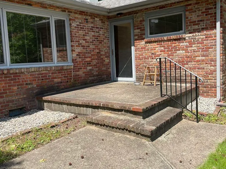2601 Logan Rd — Photo 1
