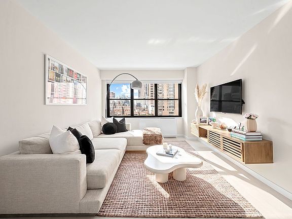 2nd image of 178 E 80th St APT 16E