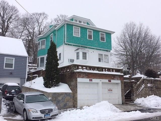2nd image of 22 Lincoln Ave
