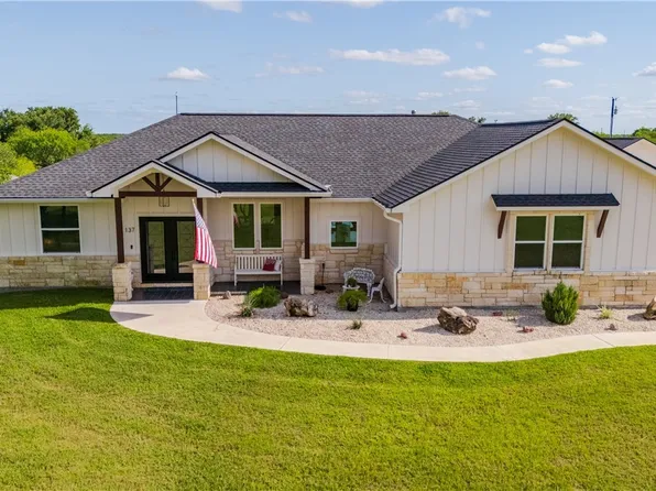 137 Battle Dr, Fannin, TX 77960