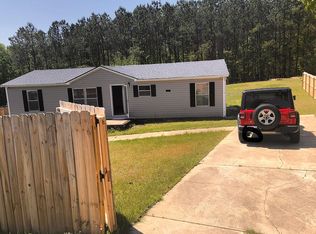 700 Bostic Rd, Raeford, NC 28376