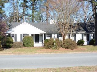 936 E 7th St, Roanoke Rapids, NC 27870