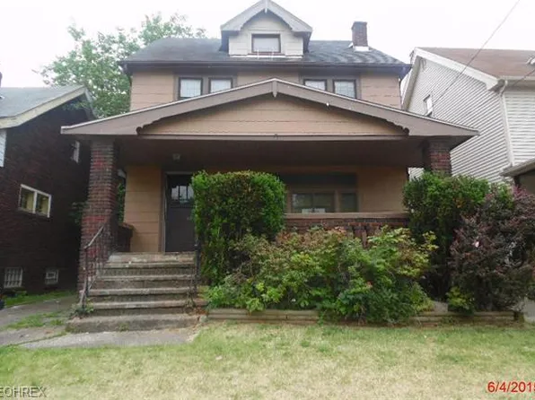 7902 Beman Ave, Cleveland, OH 44105