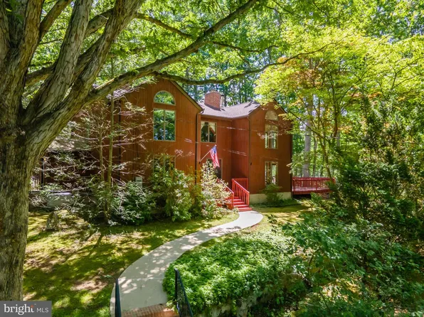 48 Chambers Rd, Cream Ridge, NJ 08514