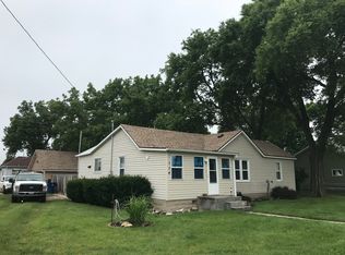 114 W 2nd St, Hershey, NE 69143
