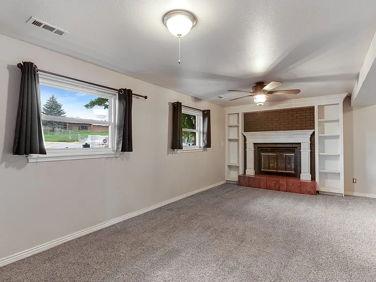 7115 Grand Valley Dr — Photo 8