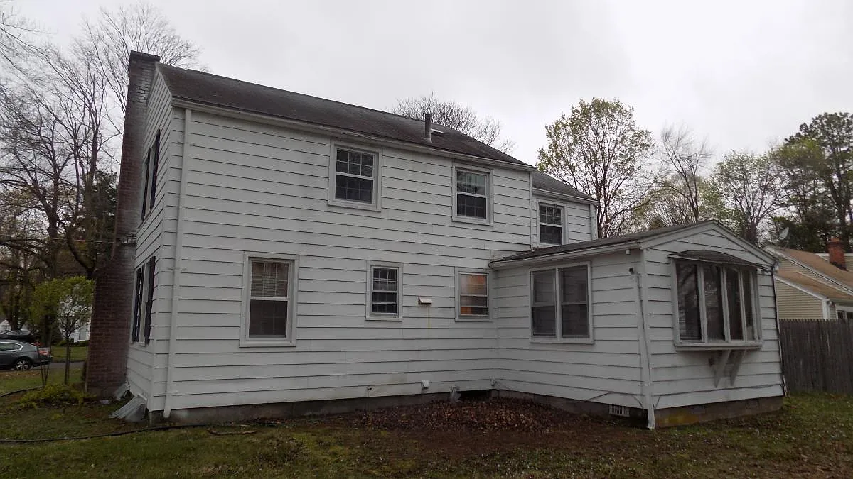 81 Donbray Road — Photo 2