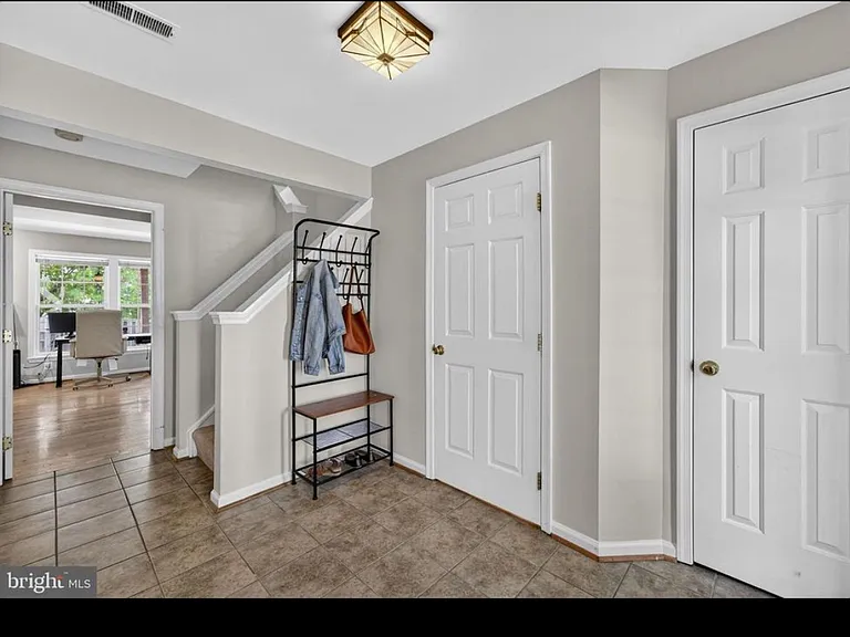 9320 Garst Dr — Photo 2