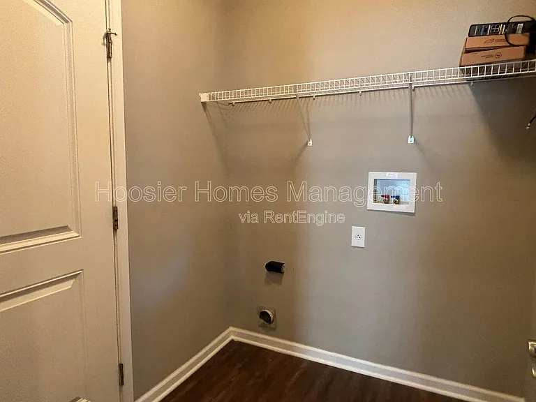 640 N Grant St — Photo 13