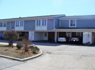 30 Cour Deauville, Palos Hills, IL 60465