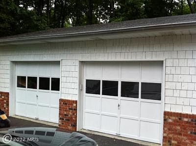 3rd image of 1810 Woodrail Dr