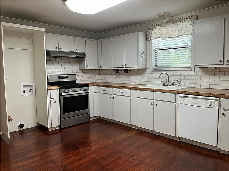 406 Lexington Rd #1 — Photo 12