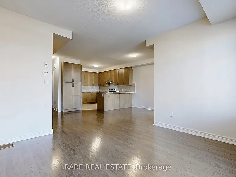 87 Fruitvale Cir — Photo 3