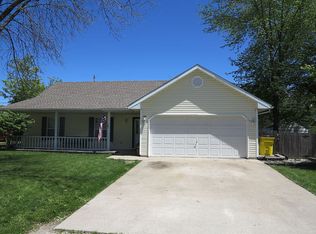 606 N Easter Ln, Columbia, MO 65201