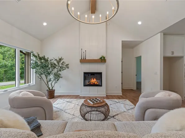 3 Aberdeen Dr, Bella Vista, AR 72715