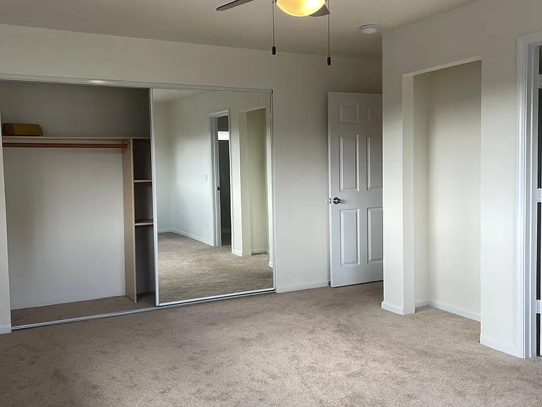1824 Metcalf St #B — Photo 8