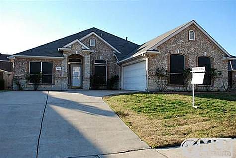 1st image of 3419 Daisy Ln