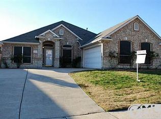 3419 Daisy Ln, Grand Prairie, TX 75052