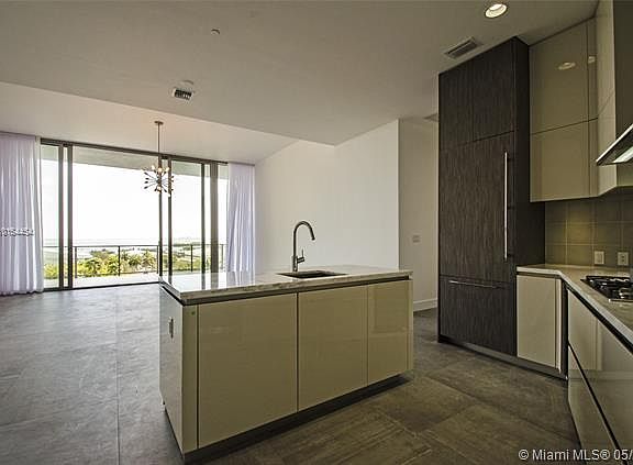 5th image of 2669 S Bayshore Dr Unit 602