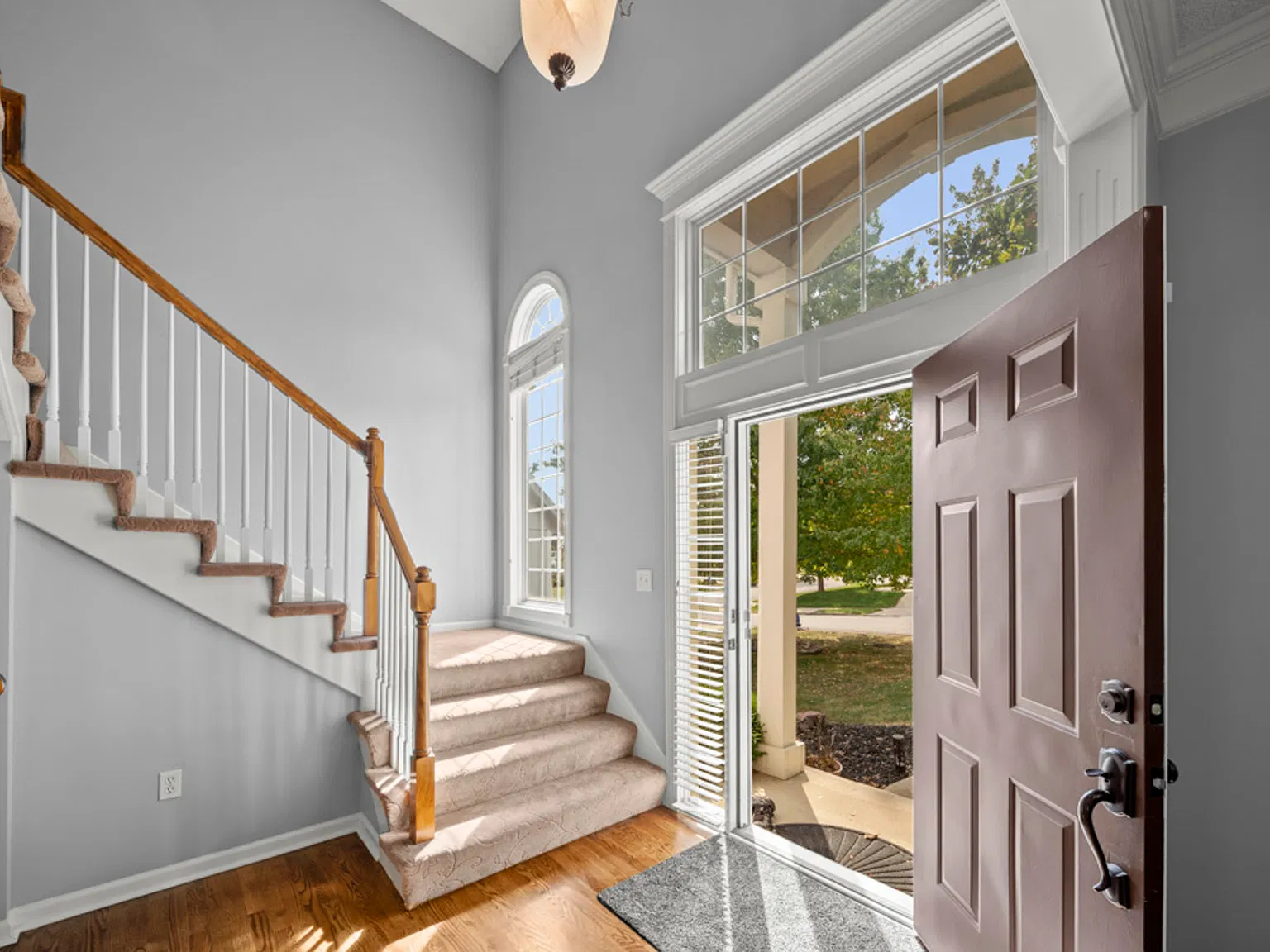 5 bed, 4.5 bath, 3007 sqft, $3,600 — Photo 4