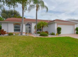 5937 Cedarwood Ln, Bradenton, FL 34203