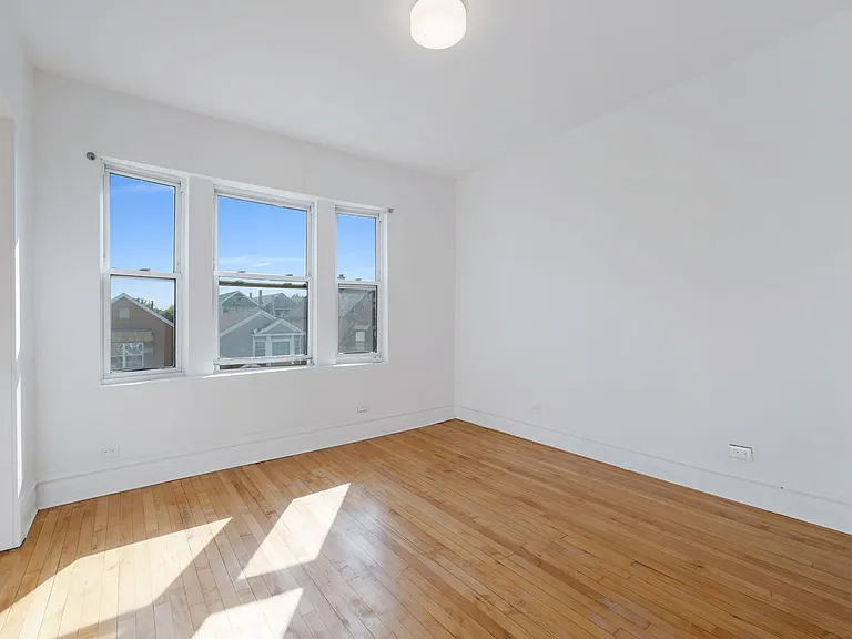 2226 W 18th Pl #2A — Photo 4