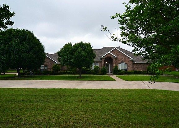 2nd image of 1253 E Remington Park Dr