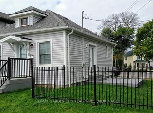54 Pelham Rd, Saint Catharines, ON L2S 1R7