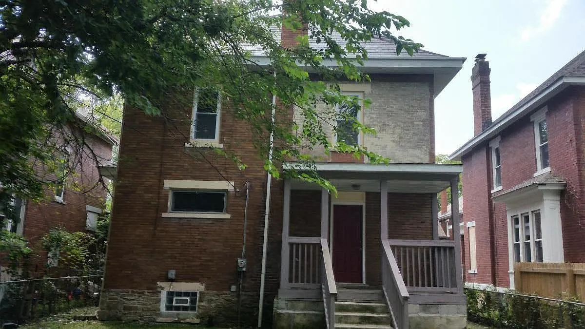 388 Morrison Avenue — Photo 3