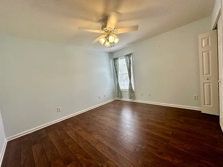 4512 Farm Lake Dr — Photo 9