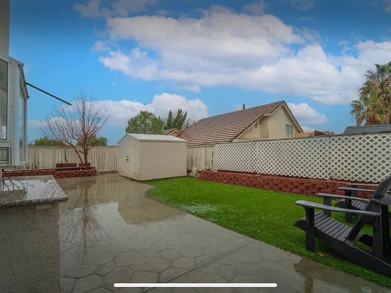 5657 W Avenue L6 — Photo 18