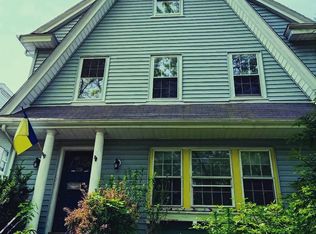 29 Ogden St #1, Providence, RI 02906