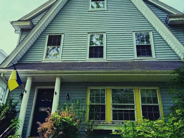 27.5 Ogden St #2, Providence, RI 02906