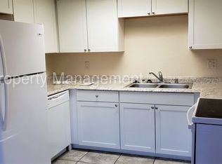 1040 Meadowlark Ct SE APT 2, Rio Rancho, NM 87124