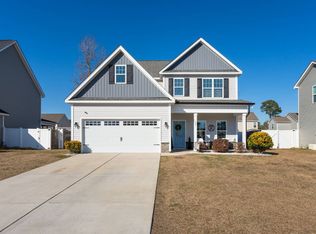 109 Tea Olive Ln, Burgaw, NC 28425