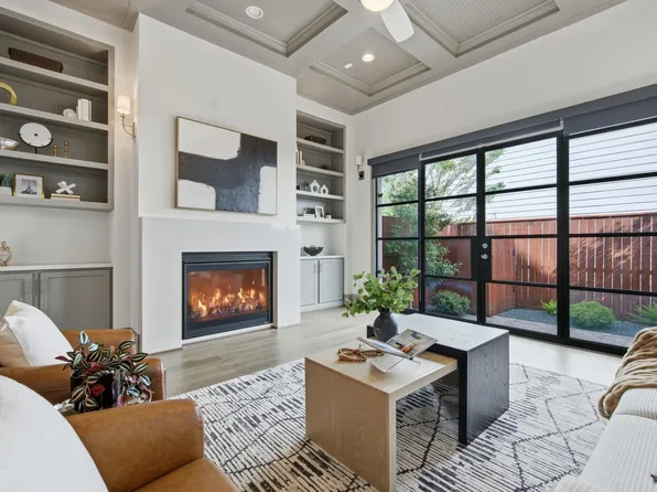 1906 W 25th St, Houston, TX 77008