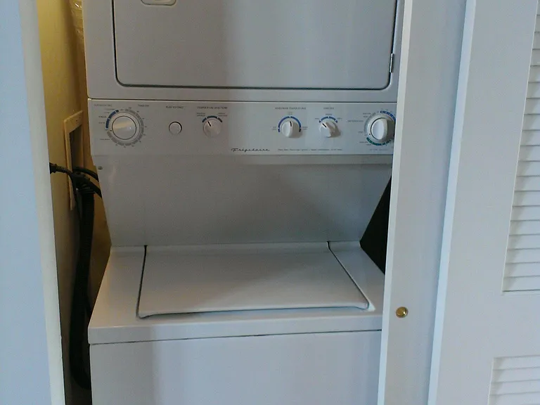 In-unit washer & dryer