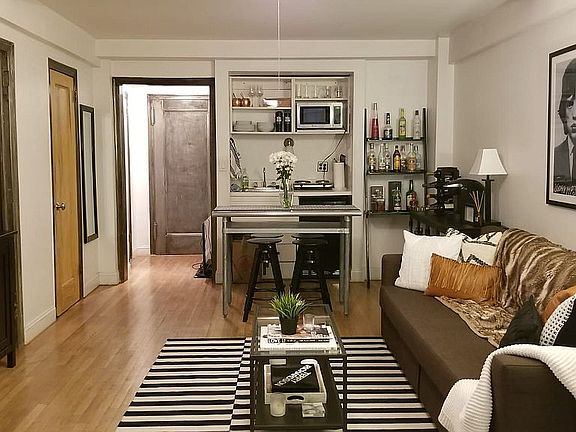 2nd image of 325 E 41st St APT 104