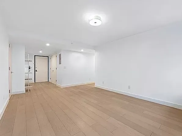 2128 Ocean Avenue image 3 of 19