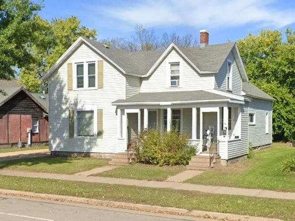 908 1/2 Water St, Eau Claire, WI 54703