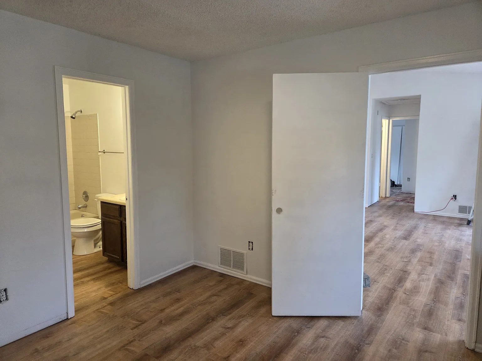 1030 Market St — Photo 4