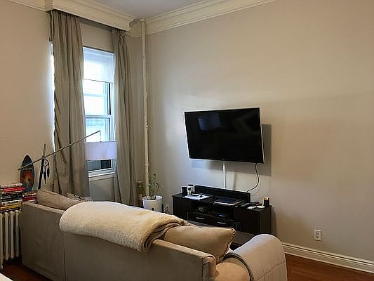 1st image of 238 W 14th St APT 1A