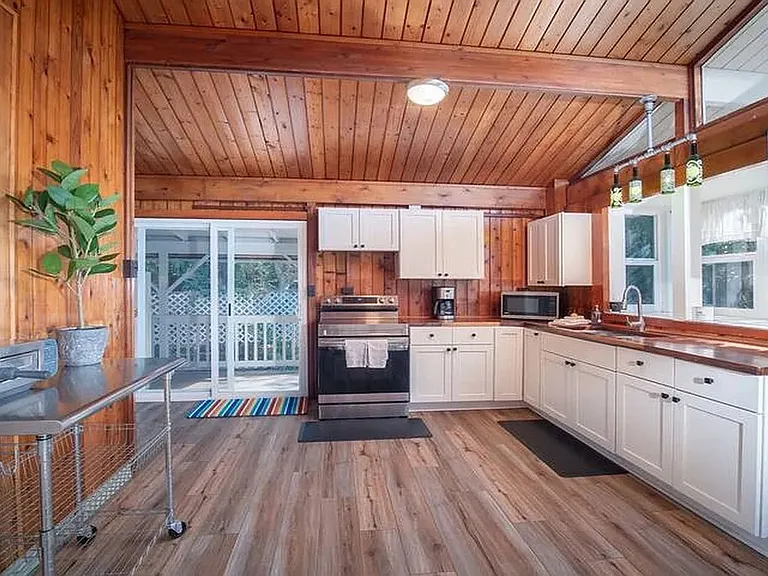 70F Hui Rd E — Photo 11
