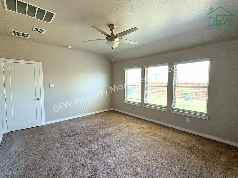 2508 Shakopee St — Photo 8