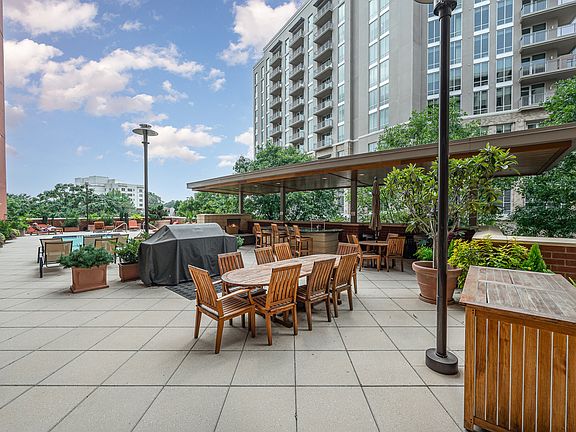 2nd image of 701 Royal Ct #601