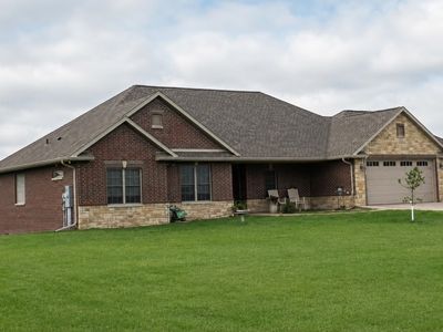 8070 Raphael Dr, Dubuque, IA, 52003