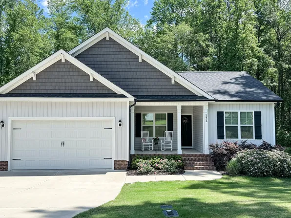 122 Poplar Dr, Clayton, NC 27520